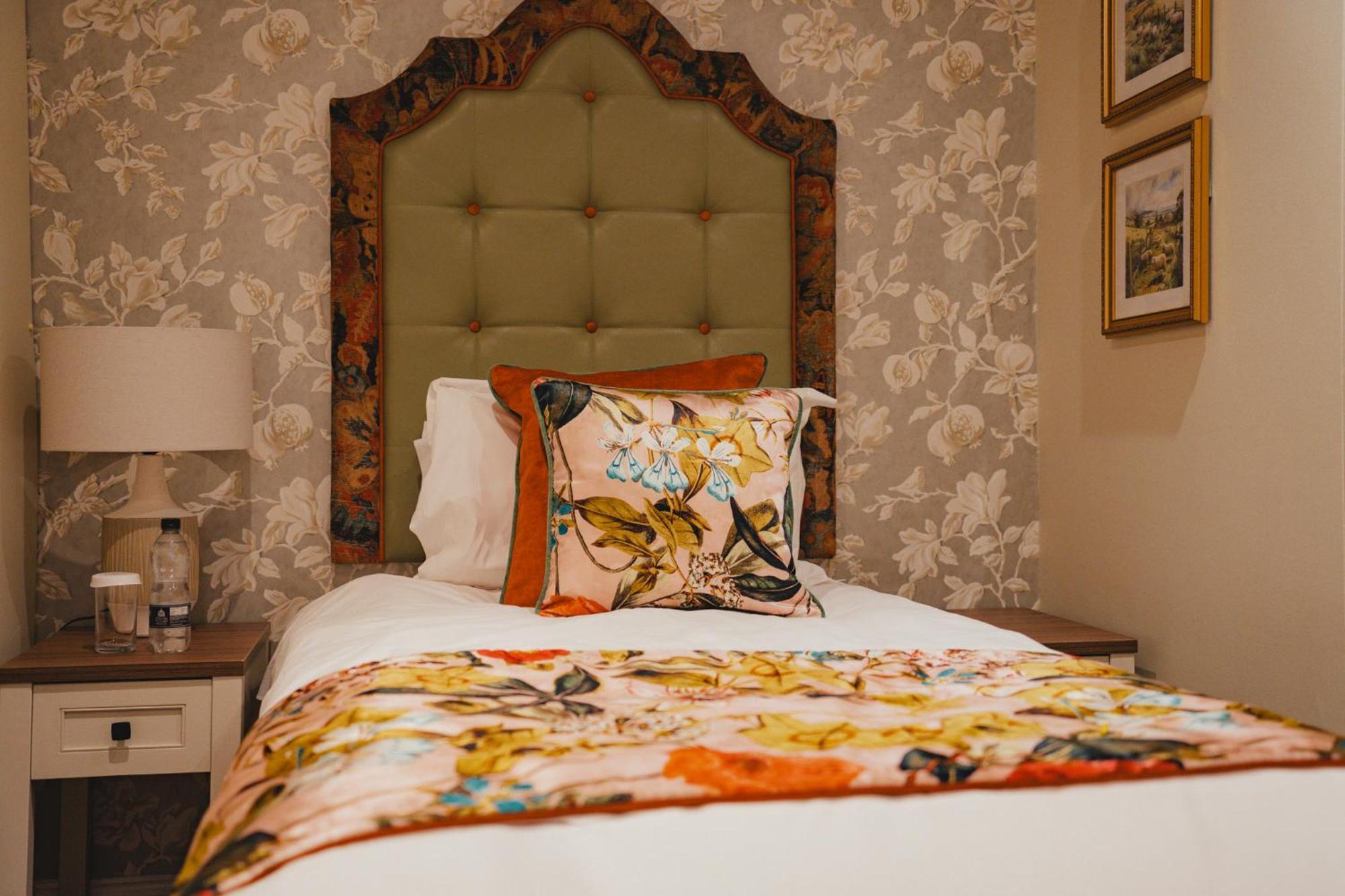 Hotel The Golden Fleece Hotel, Thirsk, North Yorkshire - Part Of The Coaching Group
