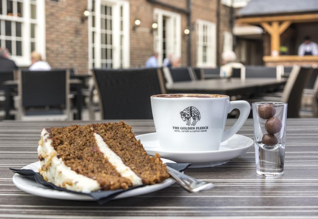 The Golden Fleece Hotel, Thirsk, North Yorkshire - Part Of The Coaching Group 4* Thirsk